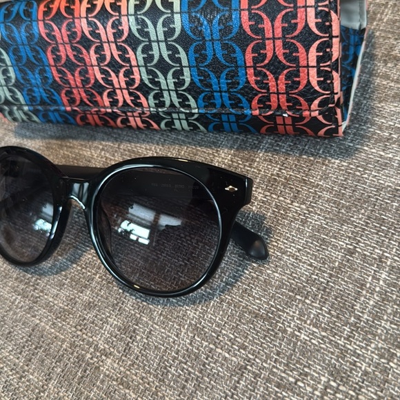 FOSSIL SUNGLASSES 🕶 - Picture 2 of 7